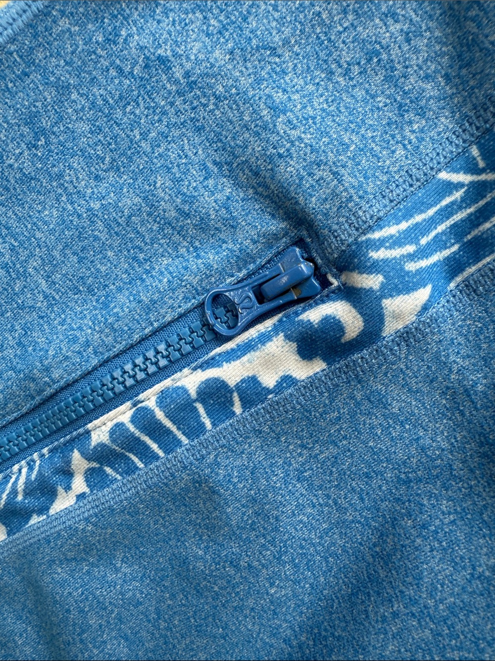 Lululemon Women's Zip-Front Active Jacket with Patterned Trim - Picture 9 of 11
